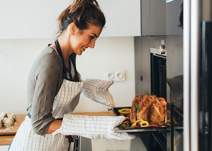 People Are Sharing The Things That Ruined Their Thanksgiving, And These 44 Are Wild