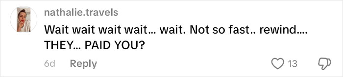 Screenshot of a social media comment reacting with surprise about gifts received during job interviews in Korea.