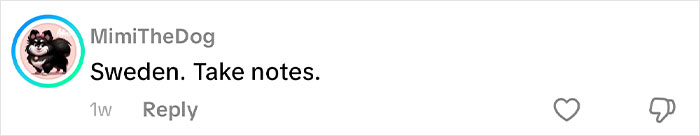 Woman sharing gifts received during job interviews in Korea, sparking jealousy and admiration from viewers online.