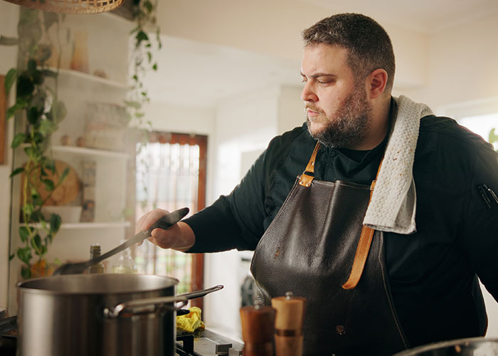 48 Men Expose Myths People Still Think Are Facts