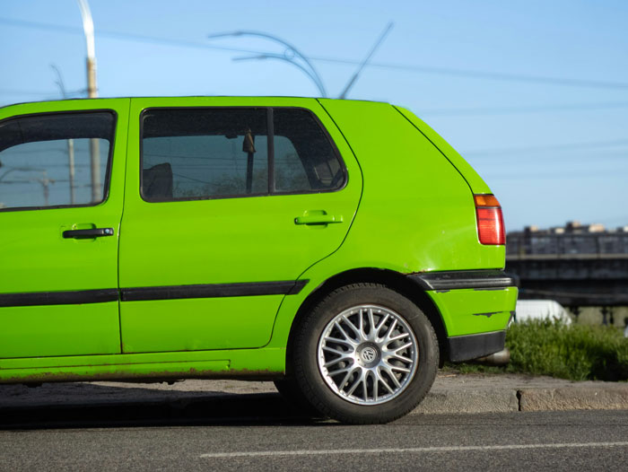 “Could Not Wear Camouflage Clothing”: 44 Of The Most Outrageous HOA Rules People Have Endured