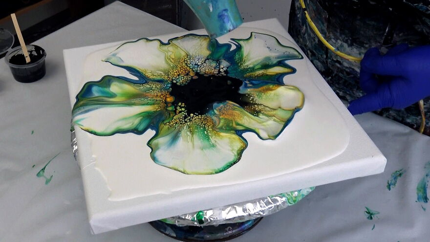 The Lacing Is Wild In This Bloom Blowout! 💙💛 Acrylic Pour Painting The Lacing Is Wild In This Bloom Blowout! 💙💛 Acrylic Pour Painting