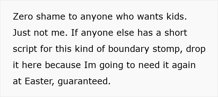 Aunt crib storage baby essentials neatly organized with soft toys and blankets in a cozy nursery corner.