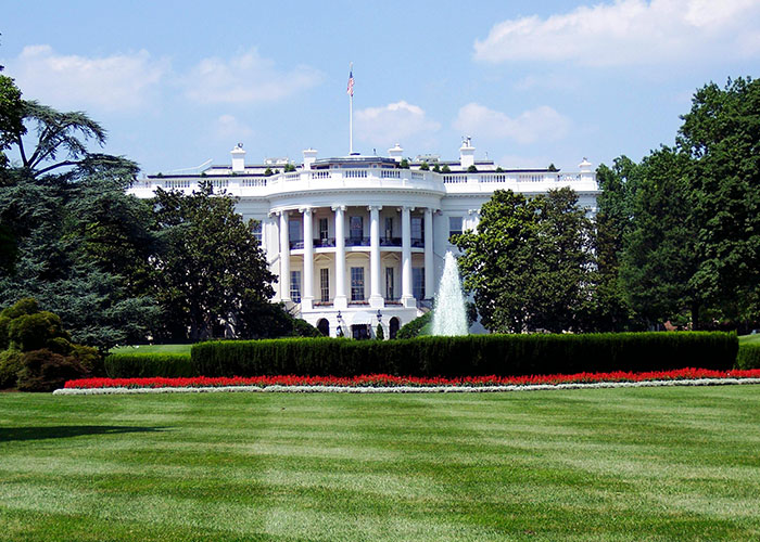 The White House with a fountain and garden, illustrating common knowledge that often surprises people.