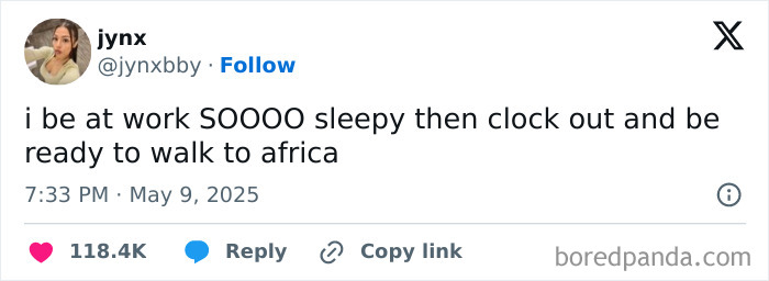 Tweet about feeling sleepy at work and the desire to leave, reflecting common job experiences and workday fatigue.