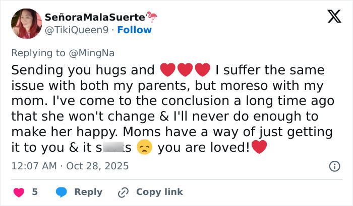 Tweet expressing support about struggles with parents, related to actress Ming-Na Wen opening up about her mom&rsquo;s insults.
