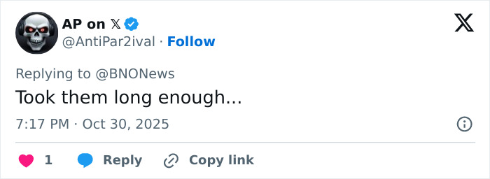 Tweet showing user responding to news about Andrew&rsquo;s title removal mentioning Kate Middleton and Queen Camilla&rsquo;s female touch influence.