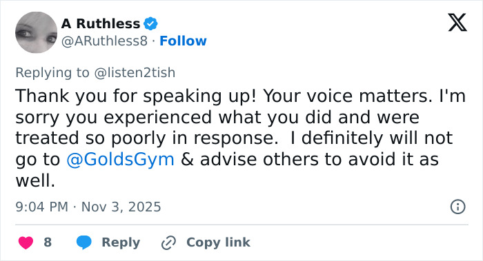 Tweet expressing support for a lesbian confronting an alleged trans woman and being removed from a gym.