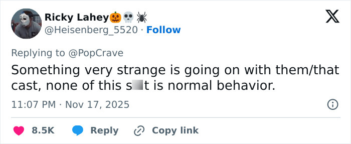 Screenshot of a Twitter reply discussing Ariana Grande and Cynthia Erivo stopping interviews after unusual behavior.