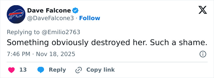 Screenshot of a tweet reacting to Amanda Bynes breaking silence after claim against Dan Schneider goes viral.