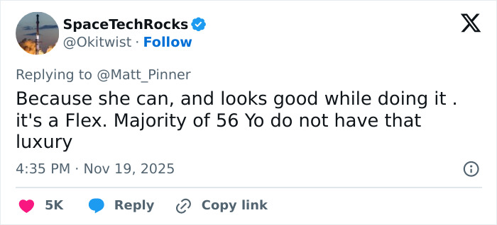 Tweet from SpaceTechRocks praising Jennifer Lopez, 56, for confidently wearing a daring stage outfit and embracing her style. Tweet from SpaceTechRocks praising Jennifer Lopez, 56, for confidently wearing a daring stage outfit and embracing her style.