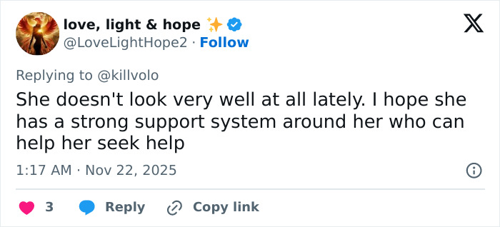 Tweet expressing concern over Ariana Grande's transformation and mentioning support for her well-being.