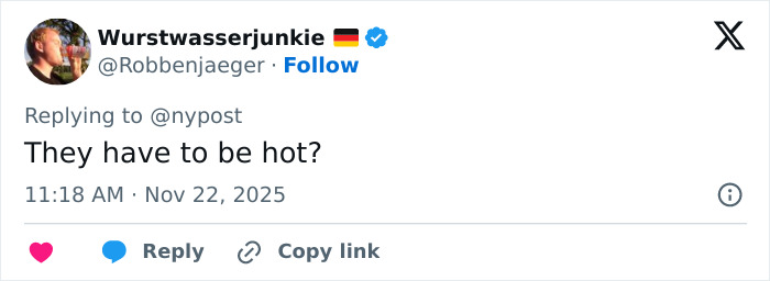 Tweet by user Wurstwasserjunkie replying to NY Post with the text They have to be hot about Hollywood’s hidden age rule for women. Tweet by user Wurstwasserjunkie replying to NY Post with the text They have to be hot about Hollywood’s hidden age rule for women.