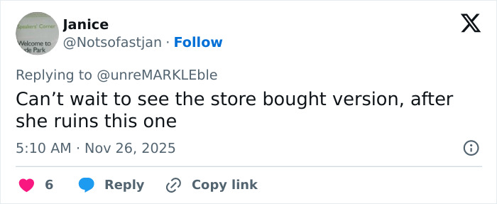 Twitter user commenting on Meghan Markle Thanksgiving turkey faux pas, predicting a store-bought version after the incident.