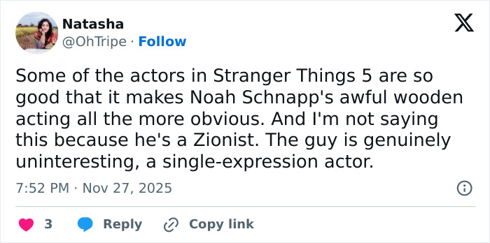Tweet criticizing Stranger Things child actor’s performance, highlighting how some child actors end up becoming terrible adult actors. Tweet criticizing Stranger Things child actor’s performance, highlighting how some child actors end up becoming terrible adult actors.