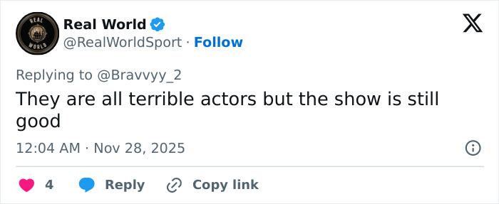 Screenshot of a tweet criticizing child actors for being terrible adult actors while praising the show's quality. Screenshot of a tweet criticizing child actors for being terrible adult actors while praising the show's quality.
