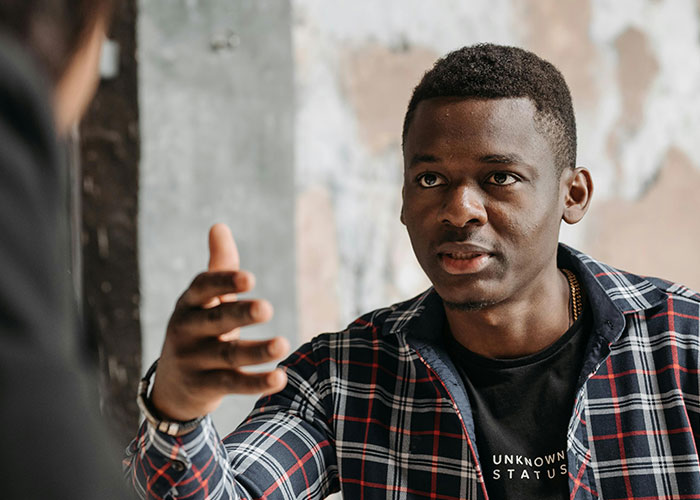 Man Struggles To Accept &lsquo;New Wife&rsquo; After Plastic Surgery, Gets Honest When She Asks Him What He Thinks