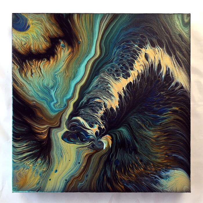 Waterfall Cup Straight Pour In Blues: Easy Acrylic Pour Painting