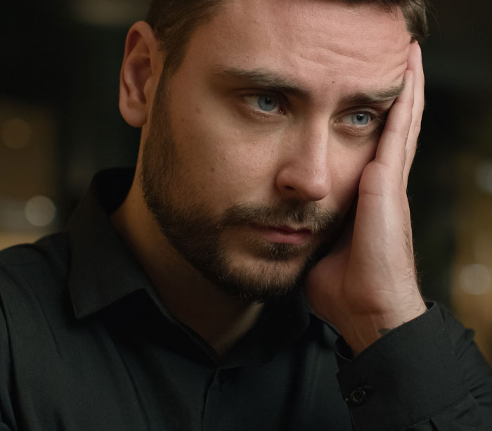 “Could Not Wear Camouflage Clothing”: 44 Of The Most Outrageous HOA Rules People Have Endured