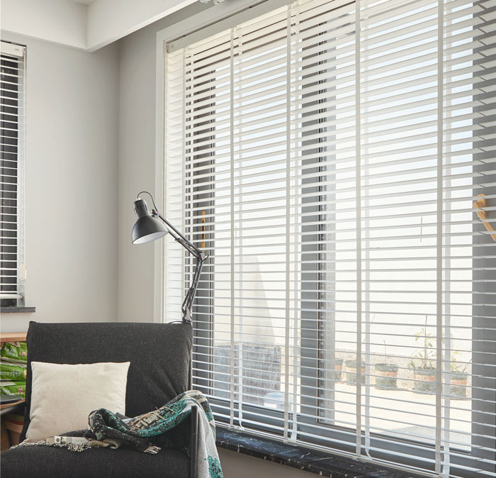 “Could Not Wear Camouflage Clothing”: 44 Of The Most Outrageous HOA Rules People Have Endured