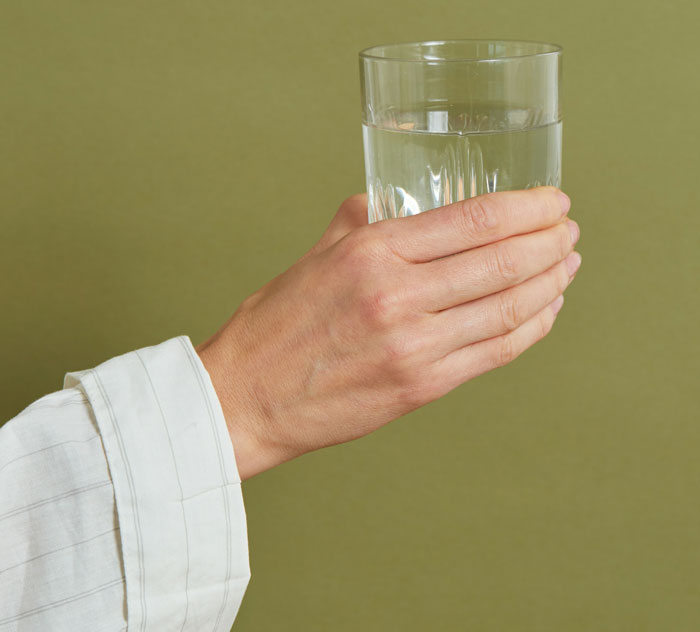 “Always Play Along”: 40 Women Reveal The Strict Rules Of Girl Code That They’ll Never Break 