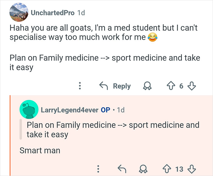 Reddit comments discussing family medicine and sports medicine from a medical student in an online doctor Q&A forum.