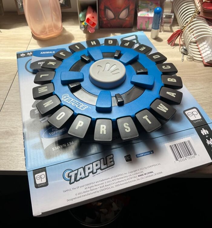 The Most Anxiety-Inducing Ten Seconds Of Your Entire Holiday Weekend Will Be Spent Frantically Trying To Think Of A Word That Starts With The Letter "Q" While Playing The Original Tapple 