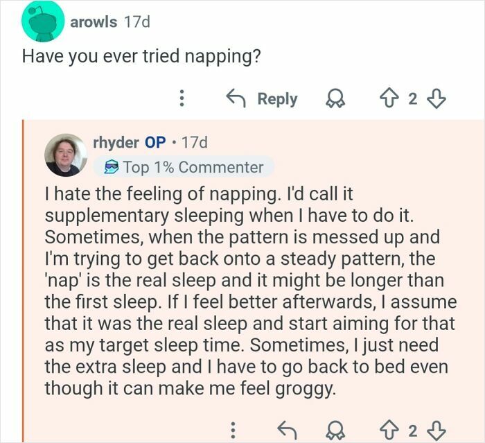 Screenshot of an online Q&A conversation about sleep patterns and living with a 26-hour day cycle.