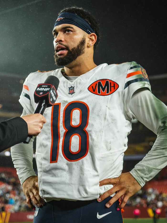 Football Player Caleb Williams, 24