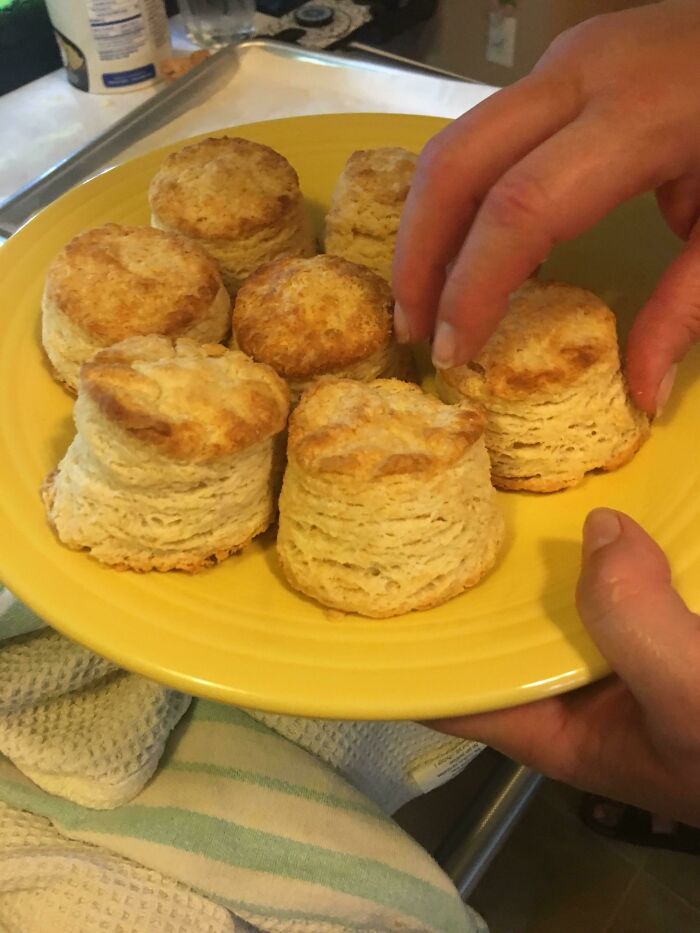 44 Hilarious “My Steak Is Too Juicy And My Lobster Is Too Buttery” Moments People Actually Complained About