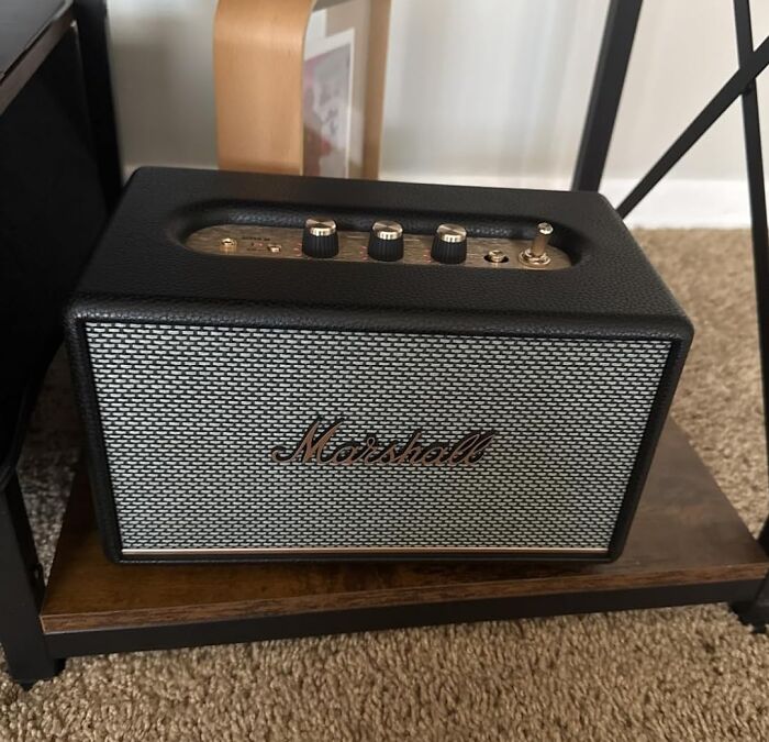 Marshall speaker with vintage design and control knobs, a popular main character splurge of Black Friday week sales.