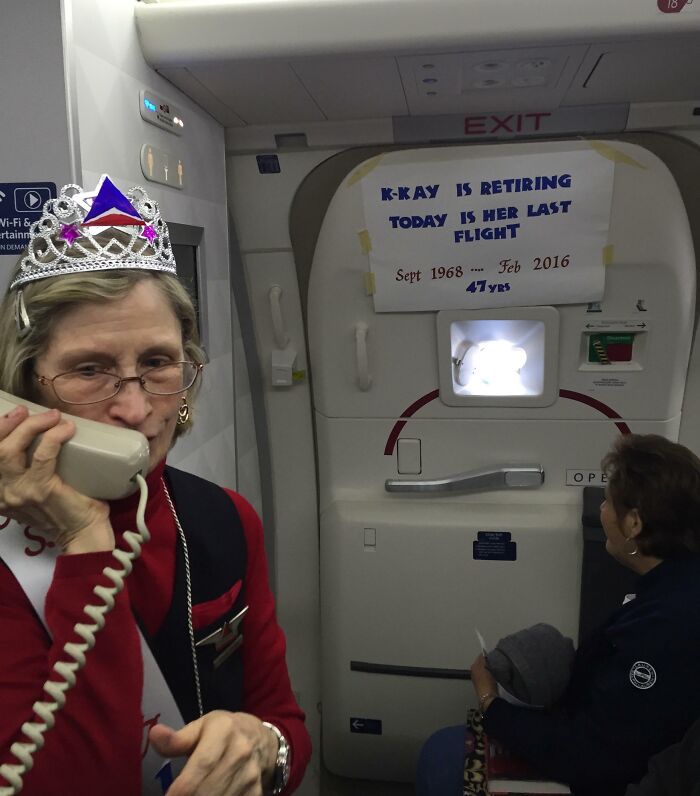 Flight attendant prank at airplane door celebrating retirement with jokes by employees who walked out with zero regrets.