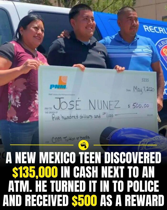 A New Mexico teen holding a $500 reward check after turning in $135,000 cash found near an ATM, spill now facts.