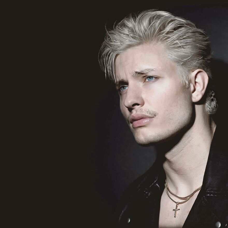 Matt Rife close-up portrait with platinum hair and layered chains highlighting his rising net worth and big tours success. Matt Rife close-up portrait with platinum hair and layered chains highlighting his rising net worth and big tours success.