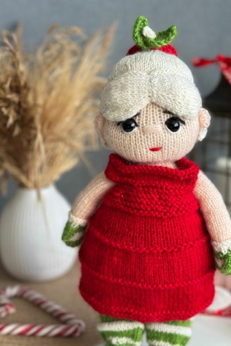 When Do You Start Decorating For Christmas?