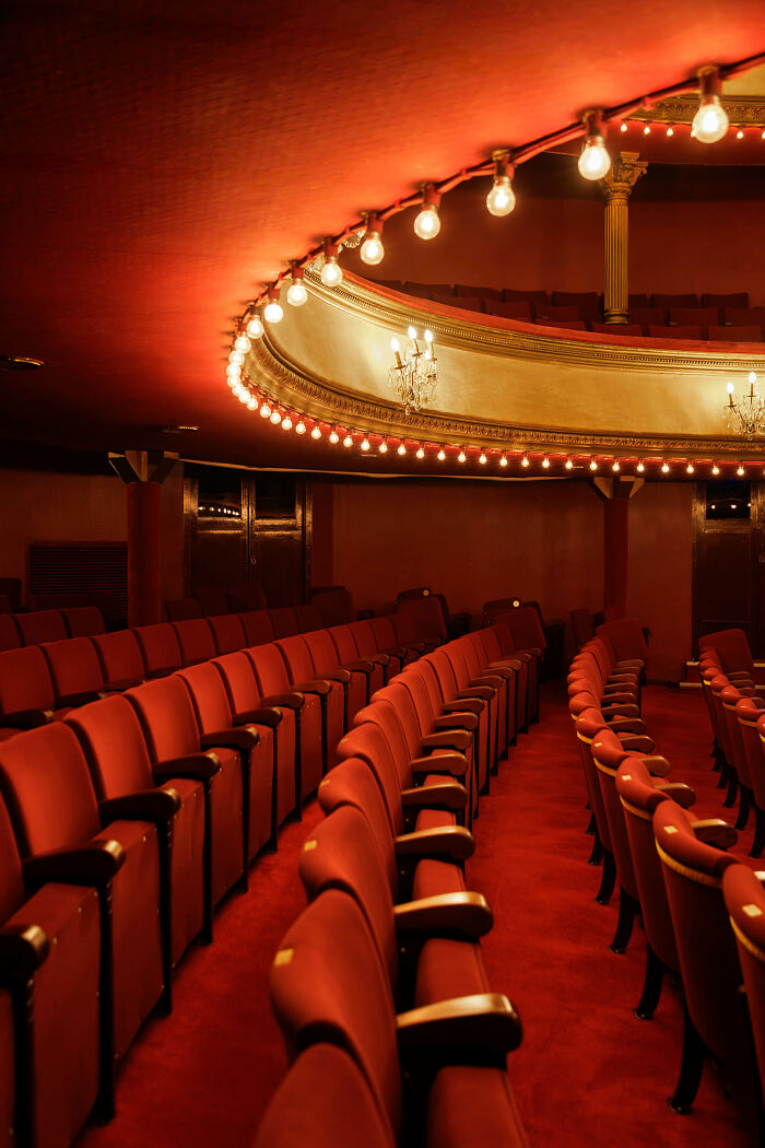 I Photographed The Most Beautiful Theatres And Concert Halls In Paris (31 Pics)