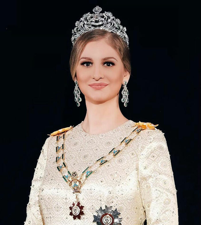 Woman wearing a jeweled crown and elegant gown, reportedly involved in a marriage with Malaysia&rsquo;s ex-king demanding divorce.