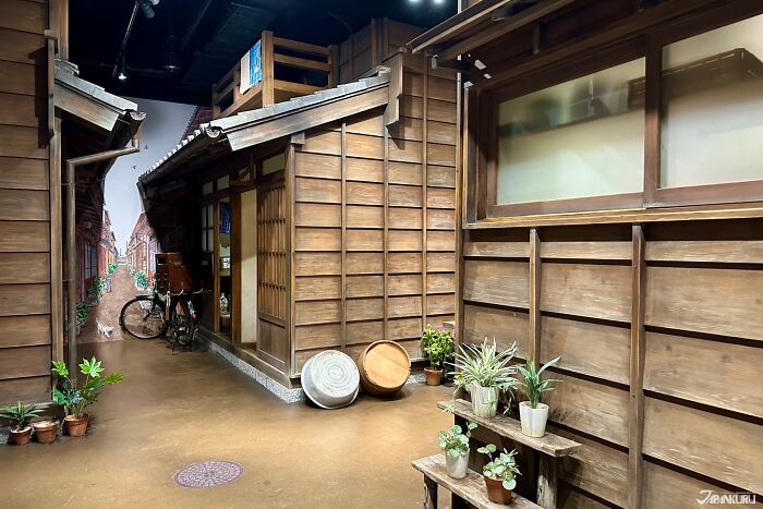 We Visited Tokyo&rsquo;s Tiny &ldquo;Time Machine&rdquo; Museum In Ueno &mdash; Here&rsquo;s Why It&rsquo;s The Best 300 Yen You'll Spend In Japan