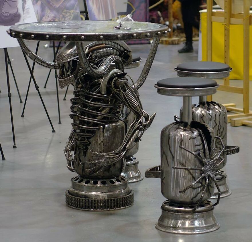 This Polish Artist Turns Scrap Metal Into Epic Sci-Fi Sculptures