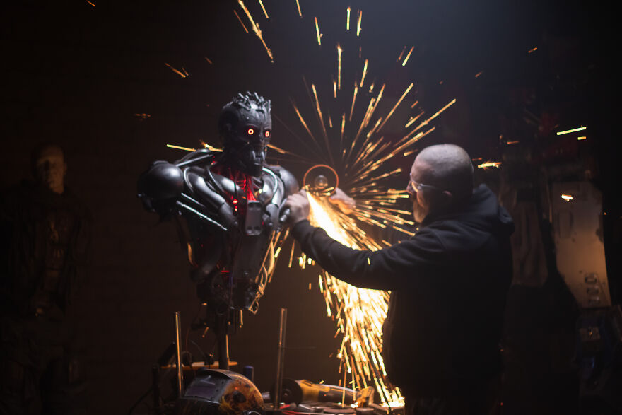This Polish Artist Turns Scrap Metal Into Epic Sci-Fi Sculptures