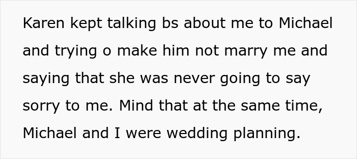 Text showing a woman giving her brother a papaya as a birthday gift while calling him cheap for not paying her bills.