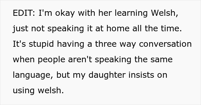 Text discussing a dad calling mom&rsquo;s native language pointless and banning daughter from using it, sparking debate.