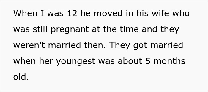 Text snippet showing a teen explaining family changes after step-siblings arrived and parents married.