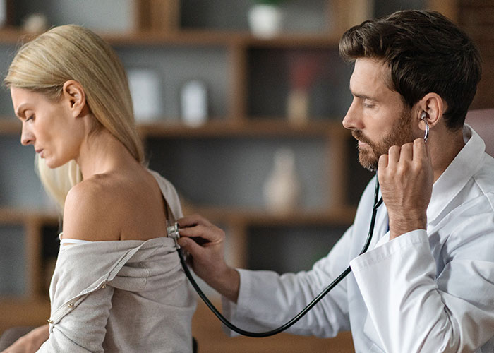 “Rough Time”: 49 Crazy Stories That Involve People Giving The “It’s Not What It Looks Like” Speech