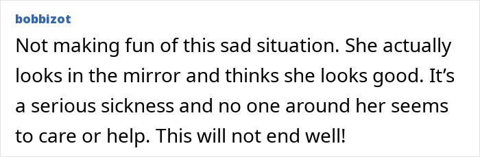 Before-and-after shots showing fans convinced Ariana Grande had a specific type of plastic surgery procedure.