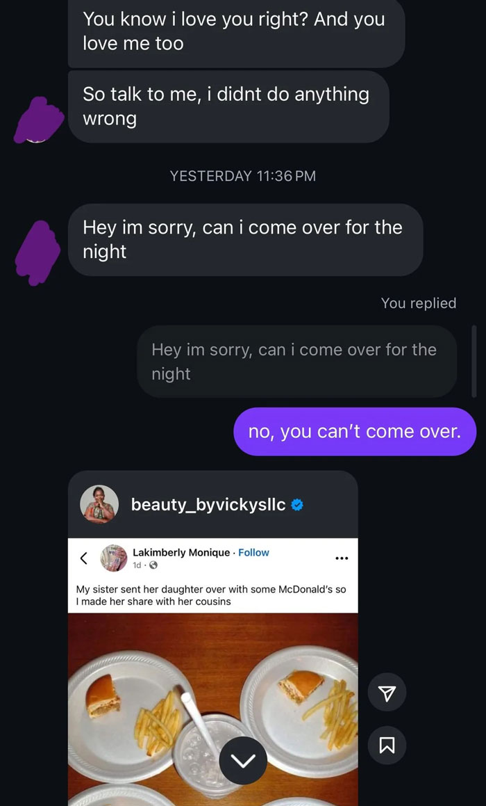 Text message conversation showing a guy forgetting his girlfriend&rsquo;s birthday and demanding apologies for bothering him.