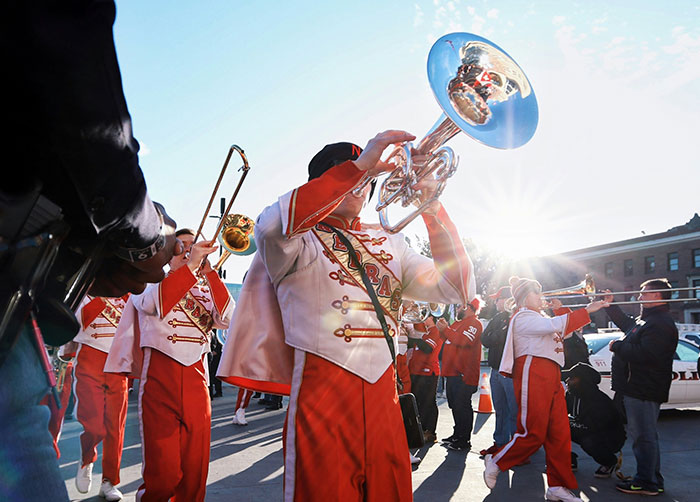 “My Life Would Be Different”: 50 Unexpected Moments That Convinced People That The ‘Burnt Toast Theory’ Is Real