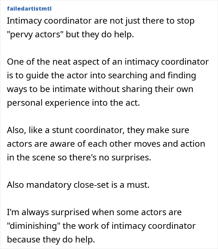 Text post discussing the role of intimacy coordinators in protecting actors from male co-stars&rsquo; misconduct on set.