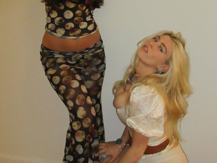 Claudia Schiffer&rsquo;s lookalike daughter in a racy outfit posing confidently indoors, leaving fans speechless.