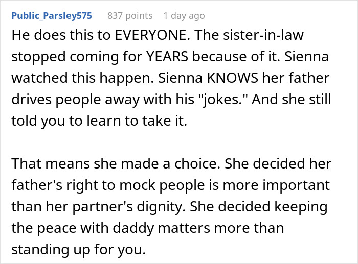 Text post discussing a funny guy mocking his daughter's boyfriend's job and eventually clapping back. Text post discussing a funny guy mocking his daughter's boyfriend's job and eventually clapping back.